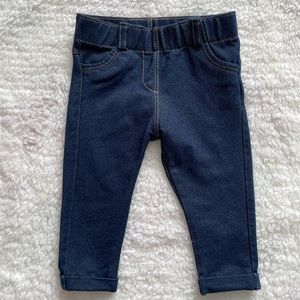 Baby girl jeans/ jegging